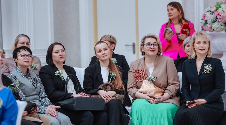На Сахалине стартовал женский региональный форум Наставничество в действии